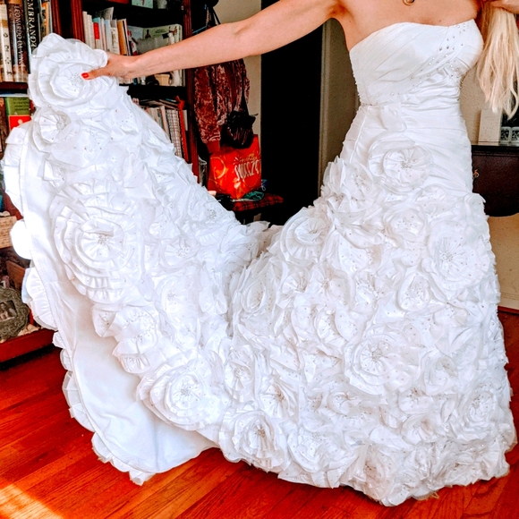 Strapless Rosettes Bling Wedding Dress 4 - Picture 2 of 6